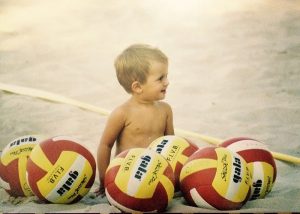 Desde pequeña ha vivido el voleibol