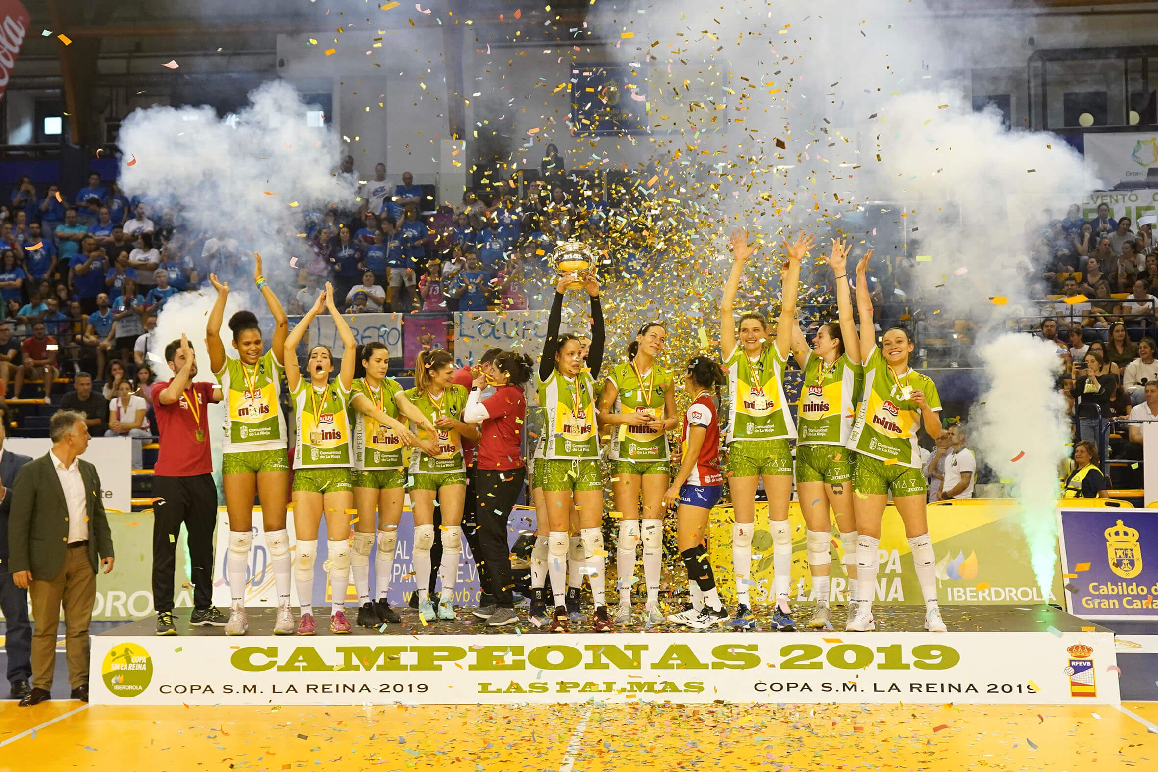Quinta Copa de SM la Reina para Minis de Arluy VB Logroño